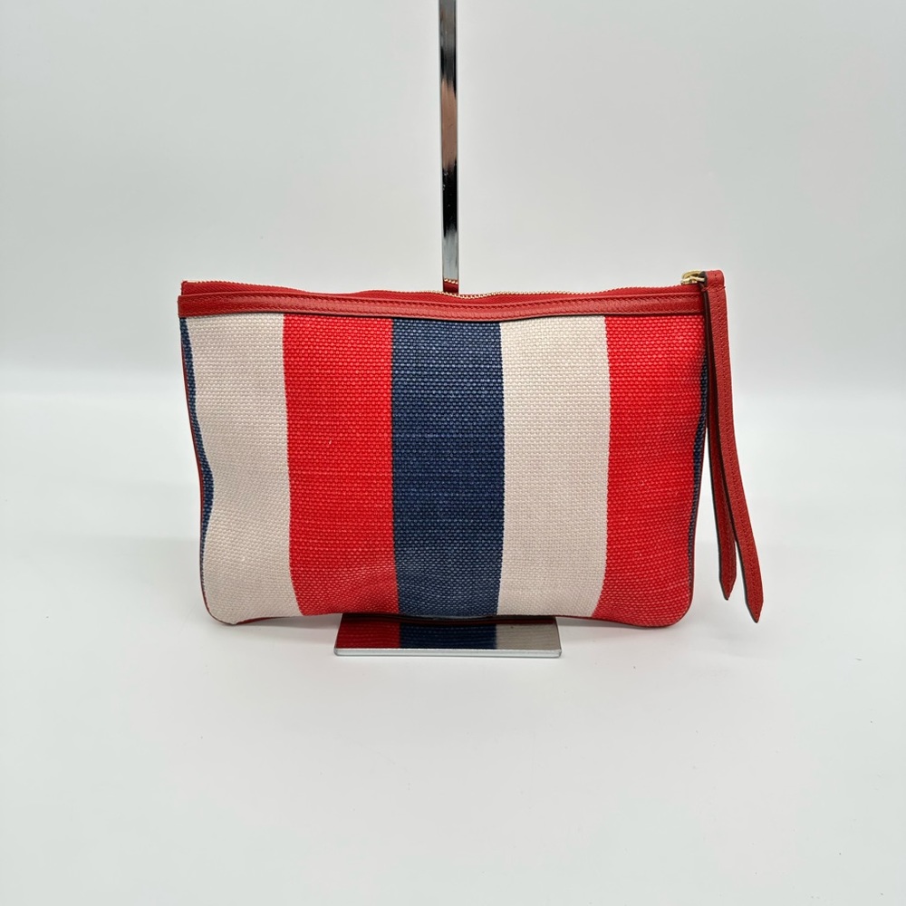 Gucci GG Logo Clutch Handbag - Picture 3 of 12